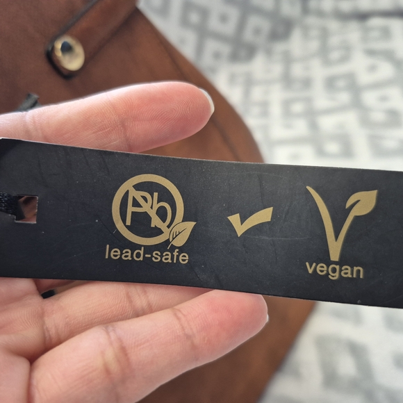 Elegant Tan Satchel Purse - Picture 12 of 15